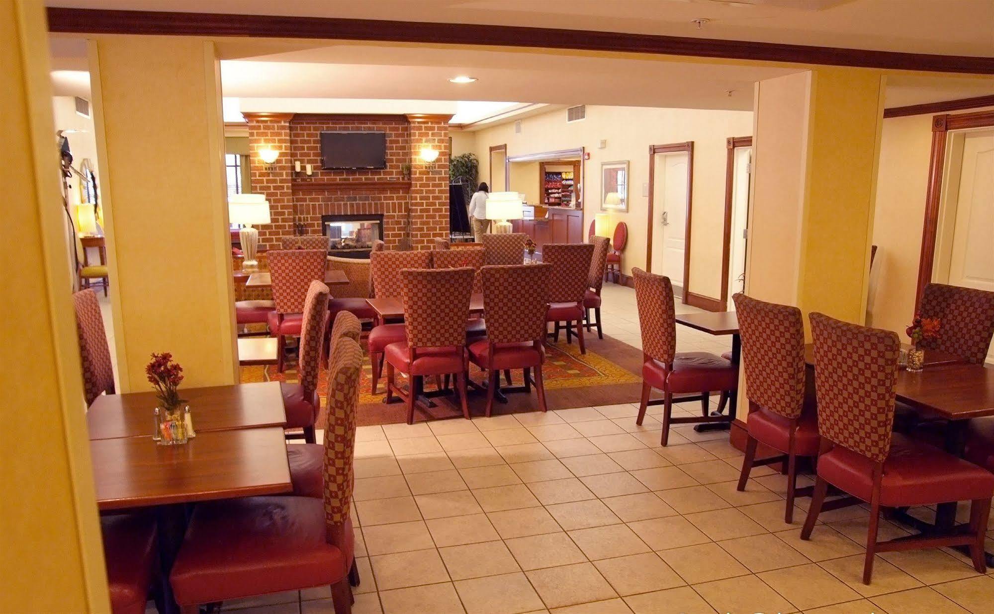 Homewood Suites By Hilton Newark-Wilmington South Area Exterior photo